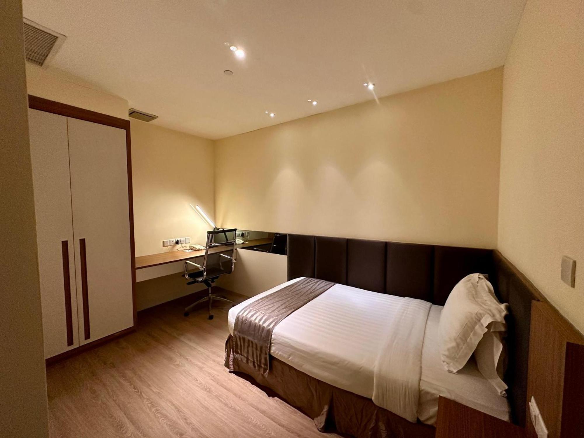 Swiss-garden Hotel 4*